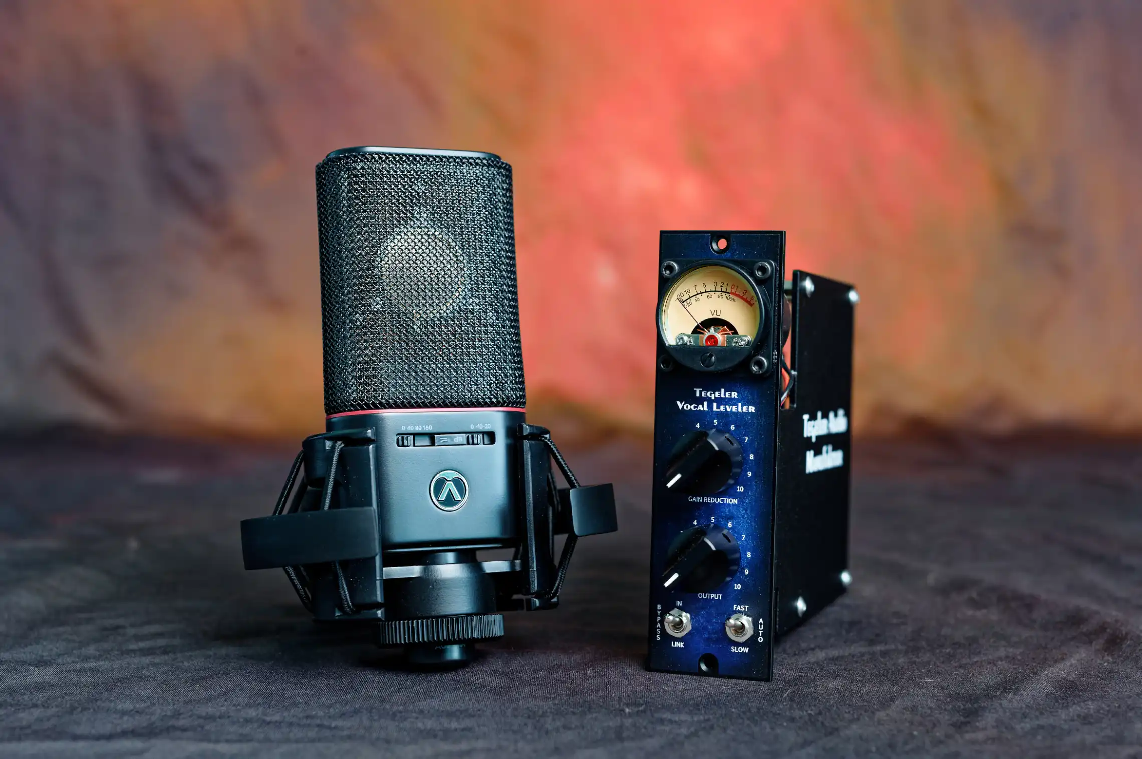 Vocal Leveler 500 & Austrian Audio OC18 Bundle